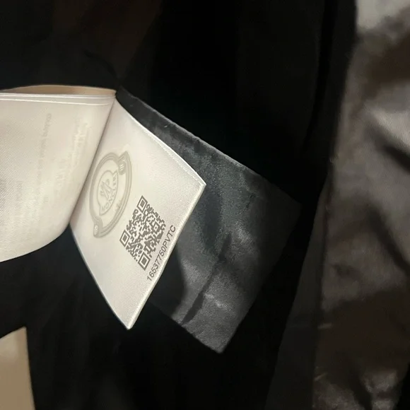 Moncler Black Long Puffer Coat - Picture 8 of 15